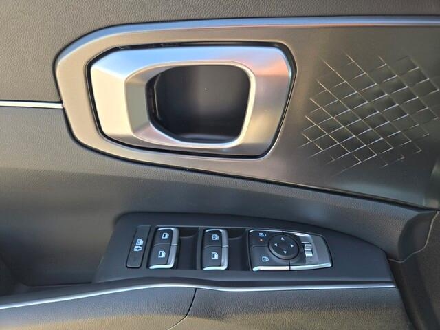 new 2025 Kia Sorento Hybrid car, priced at $41,600