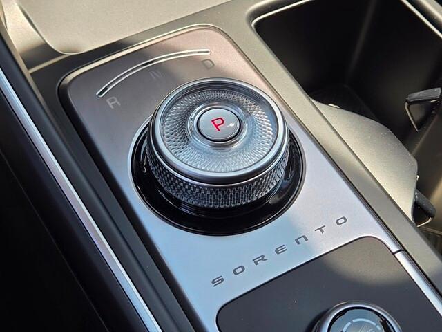 new 2025 Kia Sorento Hybrid car, priced at $39,770