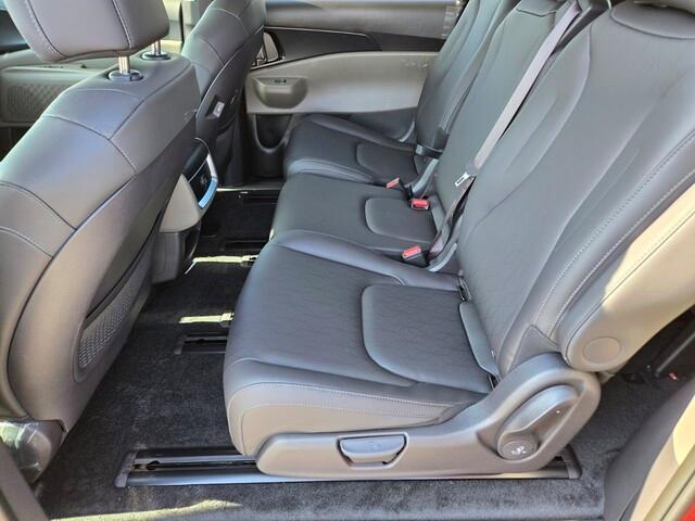 new 2026 Kia Carnival car, priced at $40,720