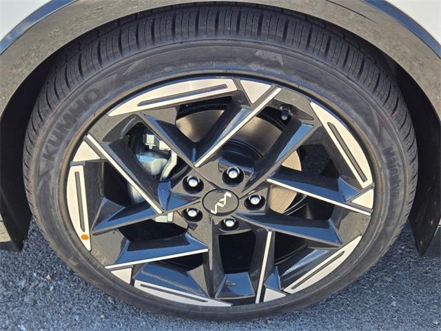 new 2025 Kia K4 car, priced at $29,055