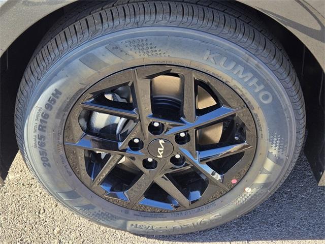 new 2026 Kia K5 car, priced at $27,315