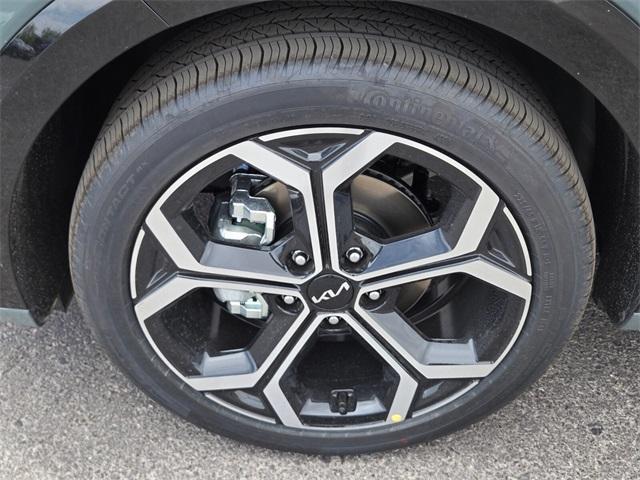 new 2025 Kia Niro car, priced at $32,940