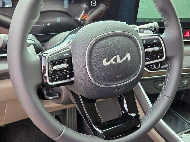 new 2025 Kia Carnival Hybrid car, priced at $45,670