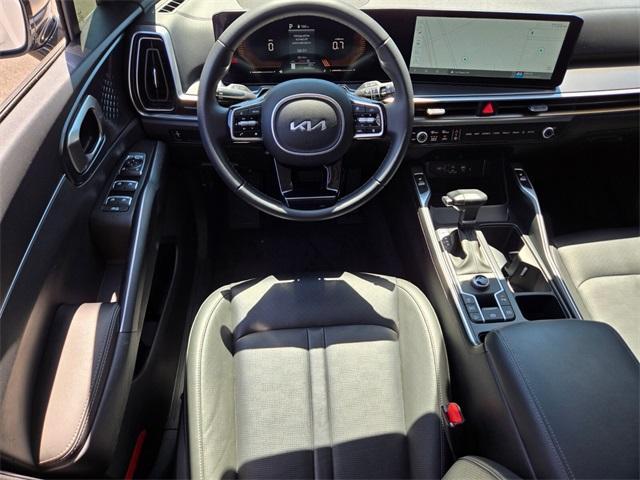 used 2024 Kia Sorento car, priced at $28,255