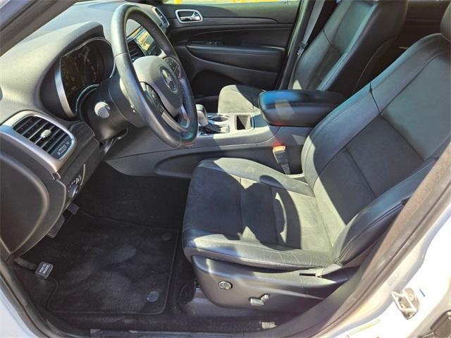 used 2020 Jeep Grand Cherokee car, priced at $24,275