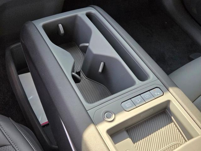 new 2026 Kia EV9 car, priced at $59,675