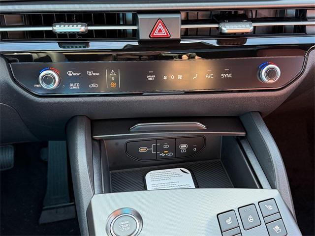 new 2026 Kia Sportage Hybrid car, priced at $42,530