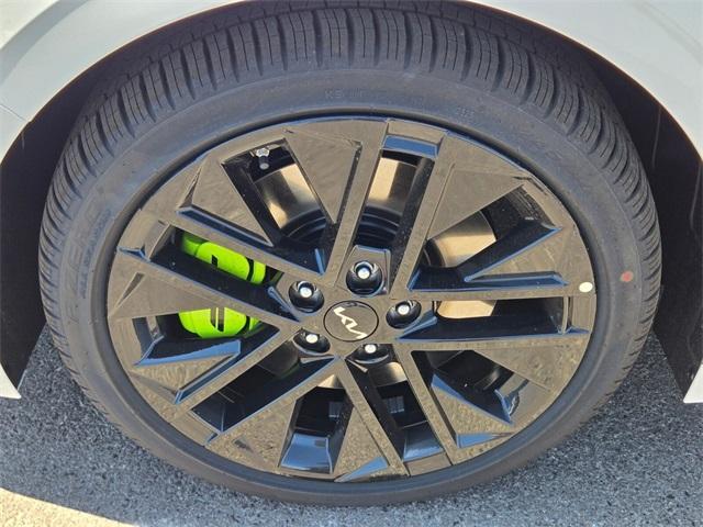 new 2026 Kia K5 car, priced at $39,560