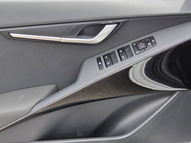new 2025 Kia Niro car, priced at $34,055