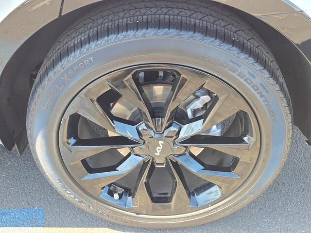 used 2022 Kia Sorento car, priced at $30,600