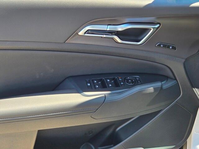 new 2026 Kia Sportage car, priced at $36,360