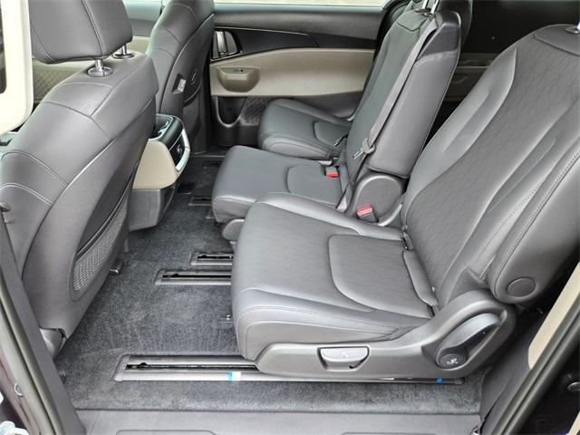 new 2026 Kia Carnival Hybrid car, priced at $42,690