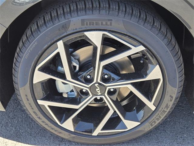 new 2025 Kia K5 car, priced at $36,050