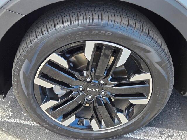 used 2025 Kia Telluride car, priced at $44,520