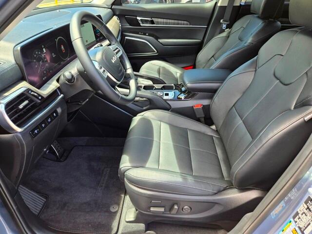 used 2025 Kia Telluride car, priced at $44,520