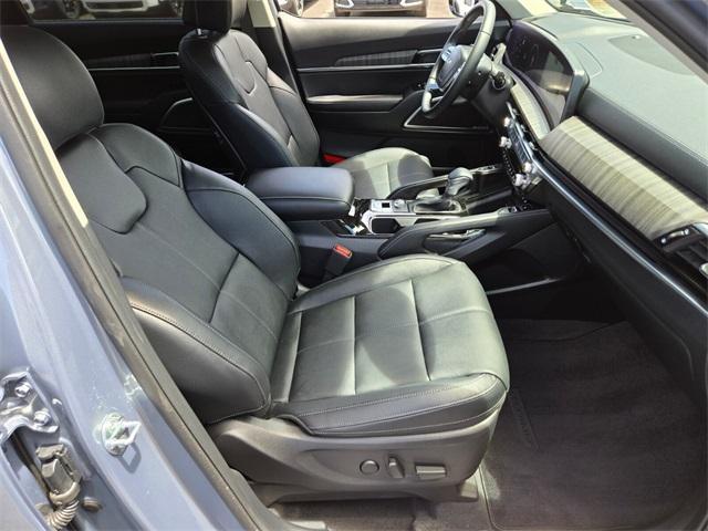 used 2025 Kia Telluride car, priced at $48,100