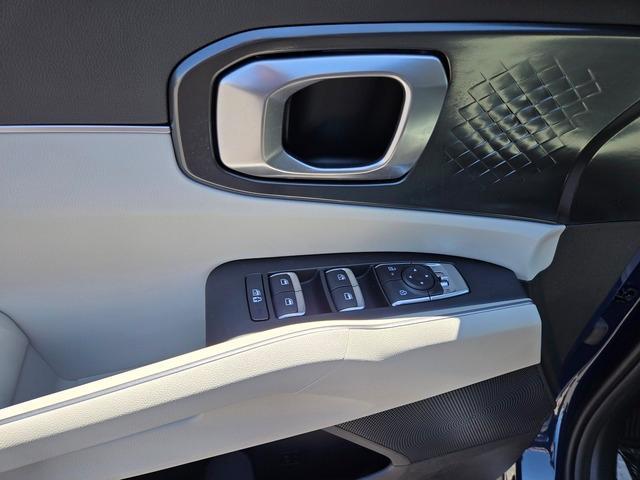 new 2025 Kia Sorento car, priced at $37,505