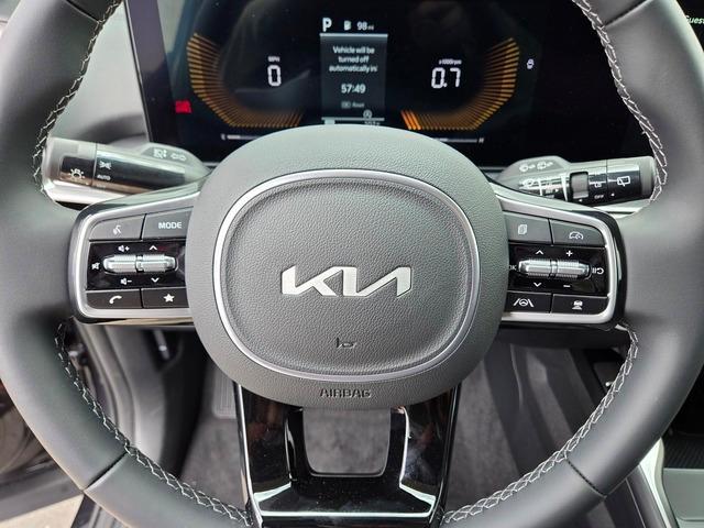 new 2025 Kia Sorento car, priced at $37,520