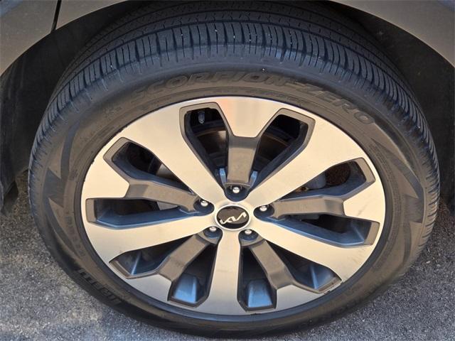 used 2022 Kia Telluride car, priced at $28,988