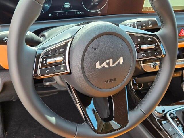 new 2025 Kia Seltos car, priced at $28,970