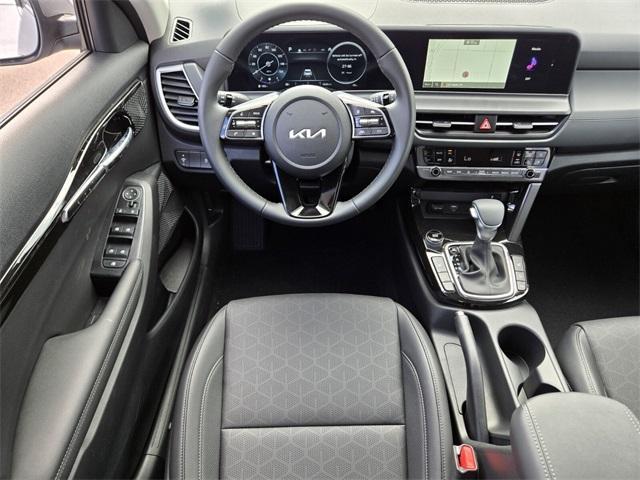 new 2025 Kia Seltos car, priced at $28,575