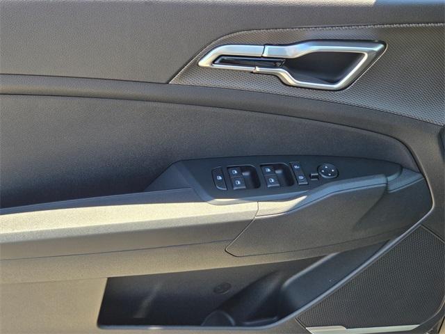 new 2025 Kia Sportage Hybrid car, priced at $29,960