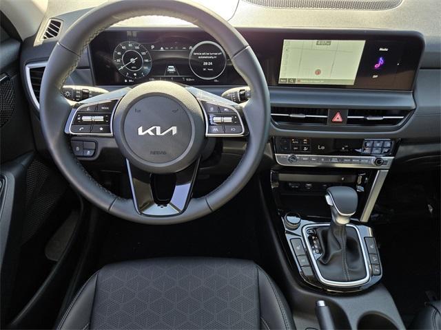 new 2025 Kia Seltos car, priced at $27,625