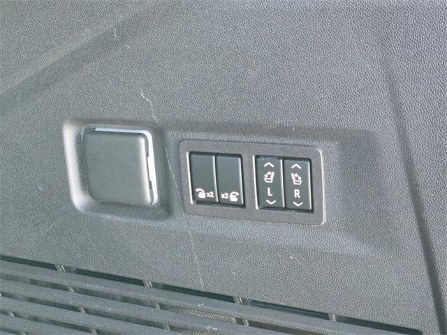 used 2023 GMC Yukon car, priced at $55,777