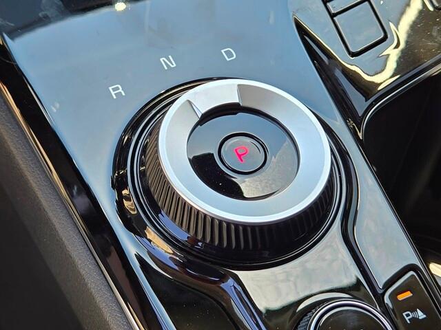 new 2025 Kia Sportage Hybrid car, priced at $30,640