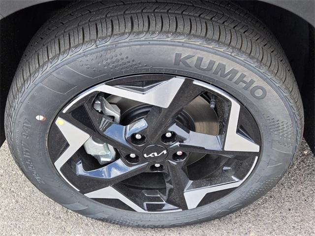 new 2025 Kia Seltos car, priced at $28,670