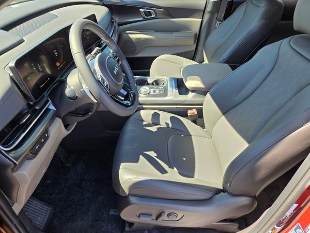 new 2025 Kia Carnival Hybrid car, priced at $40,775
