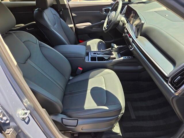 used 2025 Kia Sorento car, priced at $32,788
