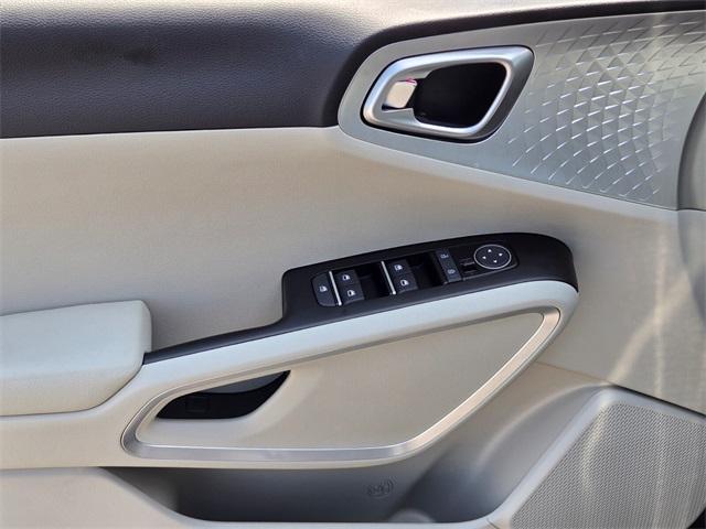 new 2025 Kia Soul car, priced at $22,060
