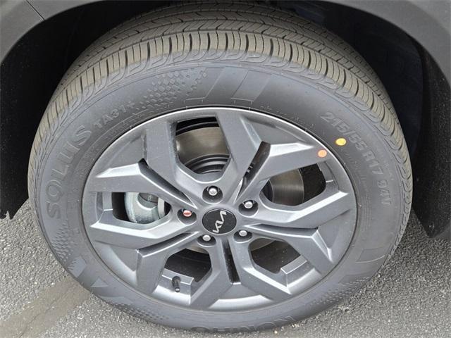 new 2025 Kia Seltos car, priced at $25,885