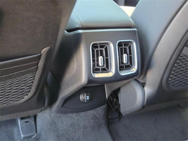 new 2025 Kia Sorento car, priced at $32,910