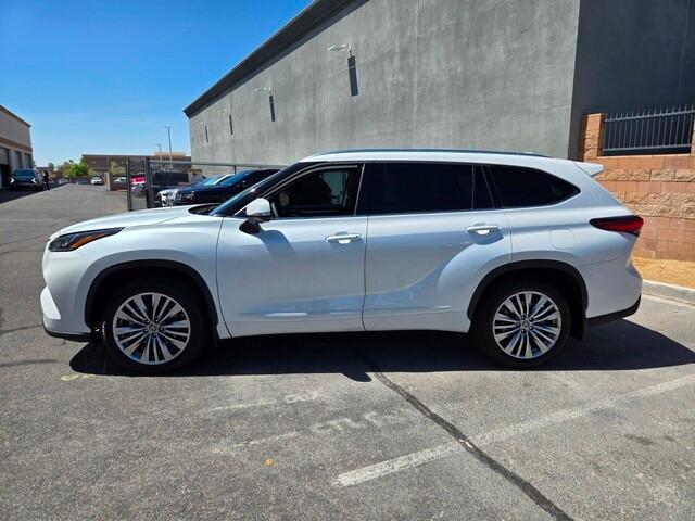 used 2023 Toyota Highlander car, priced at $43,200