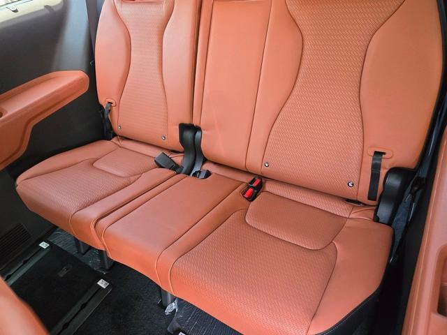 new 2025 Kia Carnival Hybrid car, priced at $56,995