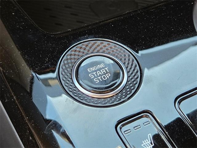 new 2025 Kia Niro car, priced at $33,385