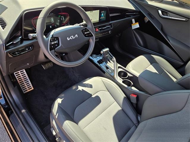 new 2025 Kia Niro car, priced at $33,385