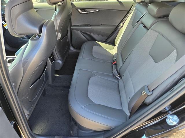 new 2025 Kia Niro car, priced at $33,385
