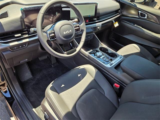 new 2025 Kia Carnival Hybrid car, priced at $50,910