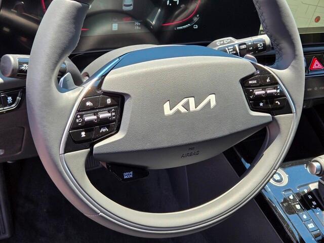 new 2025 Kia Niro car, priced at $34,710
