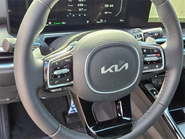 new 2025 Kia Sorento Hybrid car, priced at $49,010