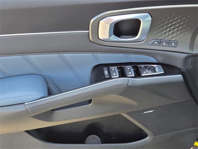 new 2025 Kia Sorento Hybrid car, priced at $49,010
