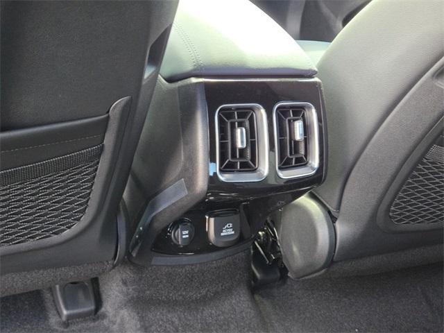 new 2025 Kia Sorento Hybrid car, priced at $49,010