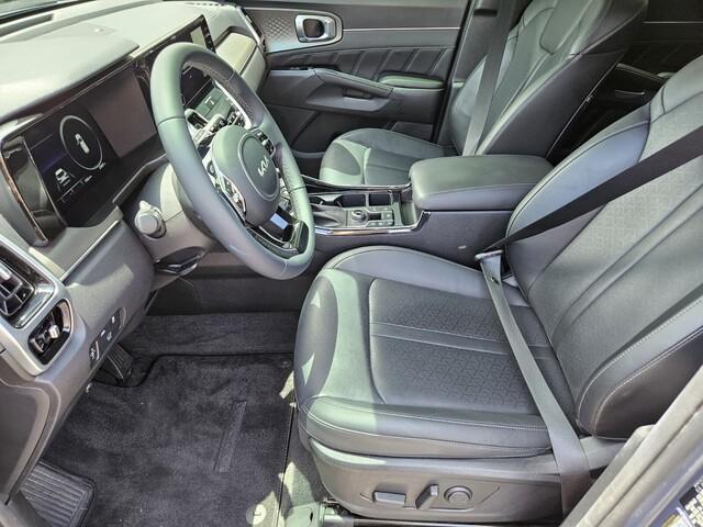 used 2023 Kia Sorento car, priced at $32,390