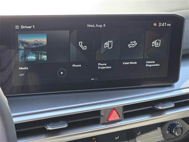 new 2025 Kia Sorento car, priced at $34,125