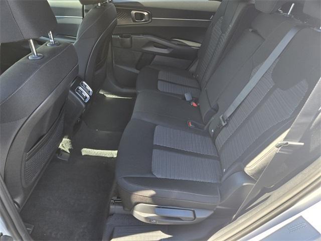 new 2025 Kia Sorento car, priced at $34,125