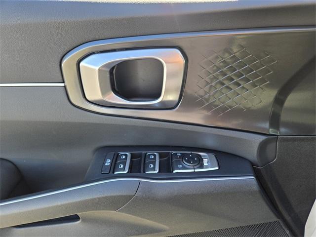 new 2025 Kia Sorento car, priced at $34,125