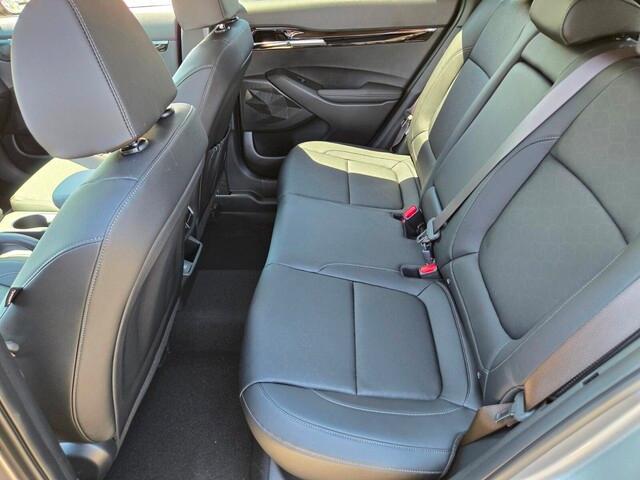 new 2025 Kia Seltos car, priced at $27,415